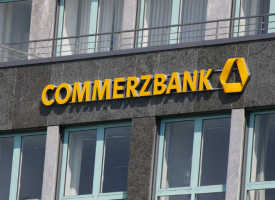 Commerzbank: Erste digitale Filiale in Berlin vorgestellt